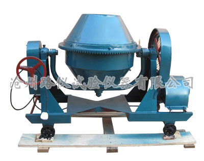 自落式混凝土搅拌机